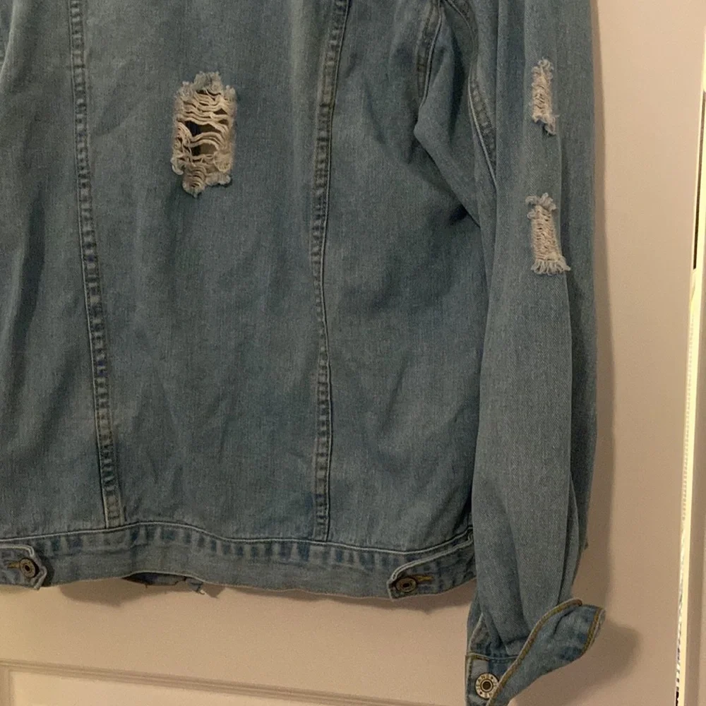 Judy Bridal Jean Jacket Ripped with Front Button Pockets Women’s Large - Picture 8 of 8